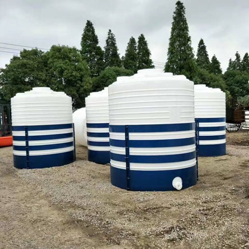 天门附近卖大水桶厂 20T成型pe水箱水塔报价