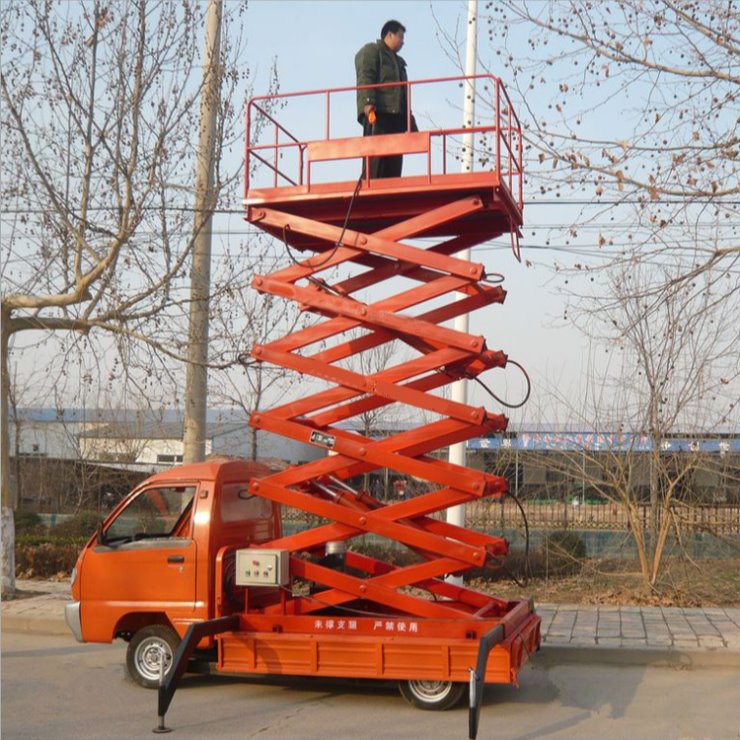 创硕机械厂家供应8米剪叉式高空平台 车载升降梯 汽车车载升降机