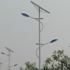 太阳能路灯厂家 led太阳能灯 博恩定制太阳能灯款式图片