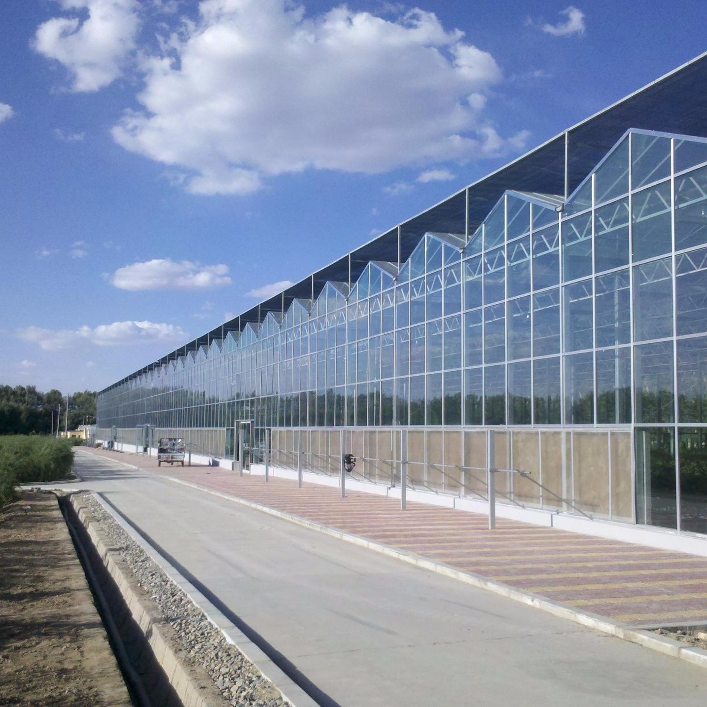 潍坊建达温室 阳光板温室大棚 立体玻璃温室  加工科研温室大棚