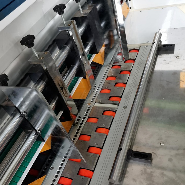印刷开槽机 全自动前缘多色印刷开槽模切机 恒创利 220型小型印刷机 工厂价图片