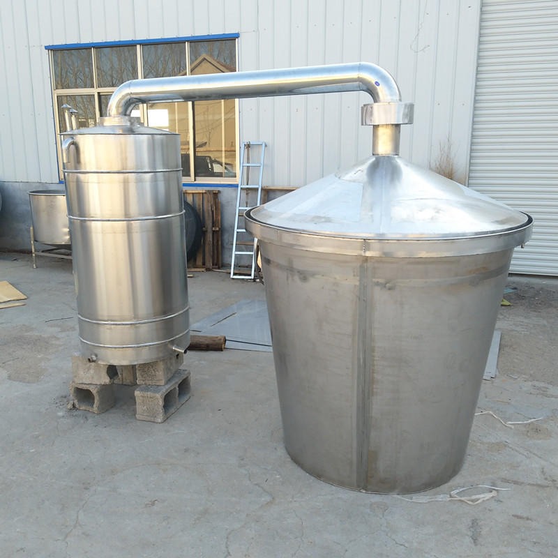 厂家直销大型发酵密封储存罐   304不锈钢酒厂  酿酒设备  蒸酒锅 500斤