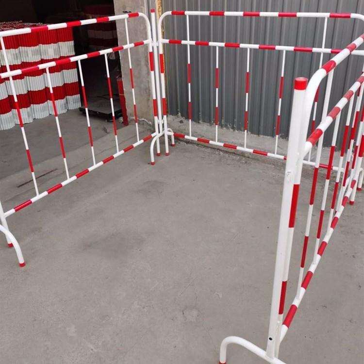 智科现货铁马临时护栏 移动铁马护栏 WL-ZK隔离临时红白边护栏图片