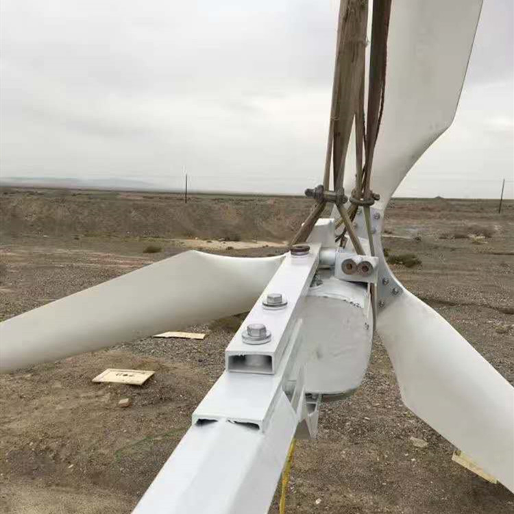 内蒙古 蓝润 2kw家用风力发电机 交流风力发电机 实物拍摄