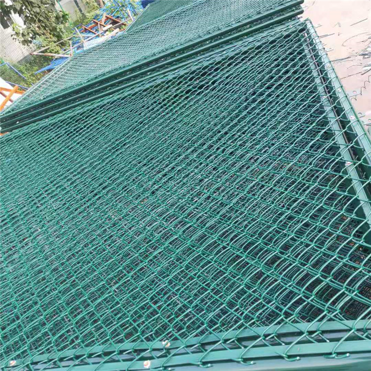 浸塑喷塑-4米高-包胶球场围网-运动场