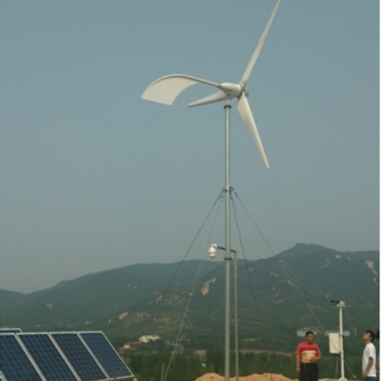 安徽 蓝润 风光互补风力发电机 微风发电风力发电机 实物拍摄