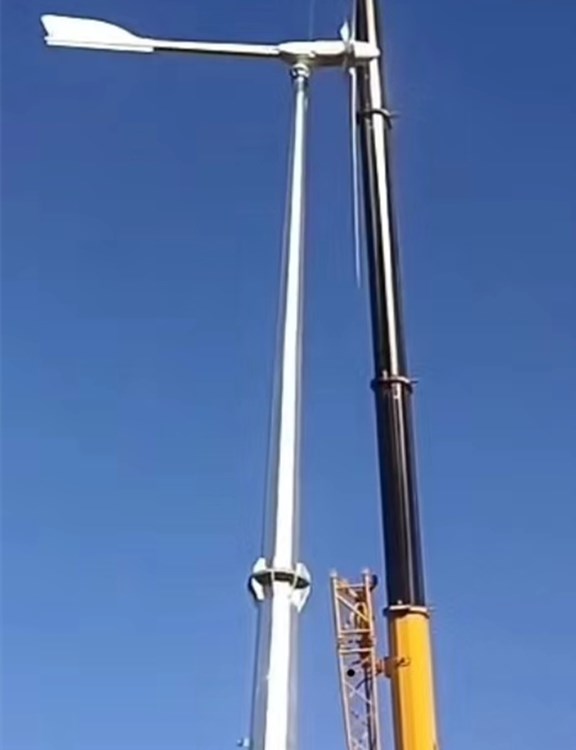 青海 蓝润 电控型风力发电机 纯正弦波工频逆变器 型号齐全