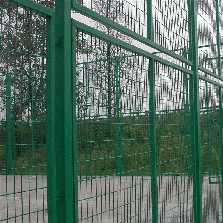 安平百瑞双边丝护栏网厂家桃型立柱护栏网焊接网护栏圈地双边丝护栏网