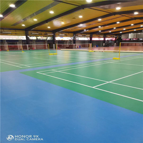 运动木地板上门安装 篮球馆实木运动木地板  羽毛球馆运动木地板体育木地板结构