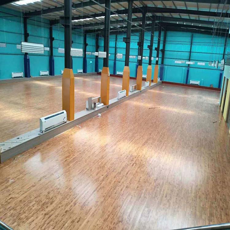 广西北海 篮球馆实木地板 篮球场木地板 运动木地板图片