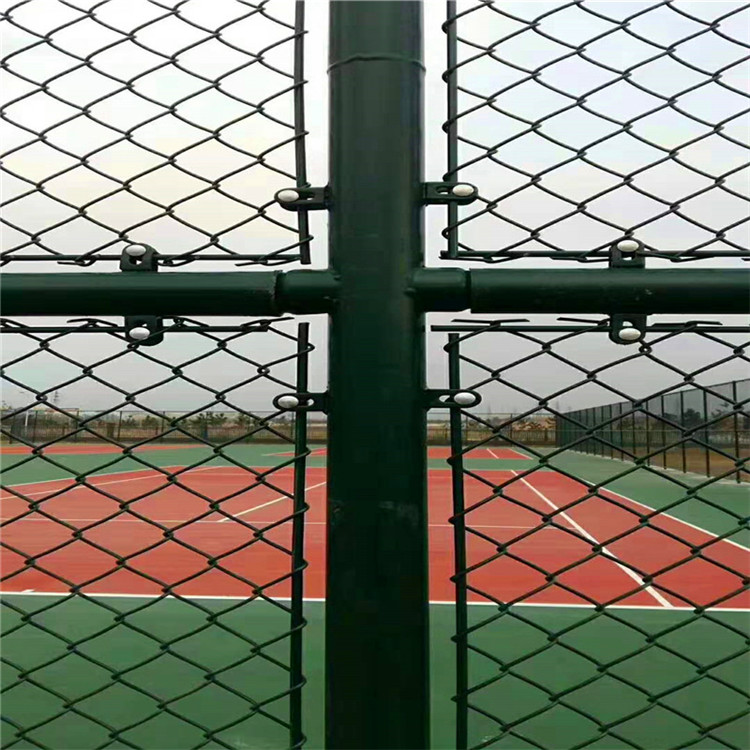 中峰销售 体育场护栏网 羽毛球场护栏网 球场护栏网规格