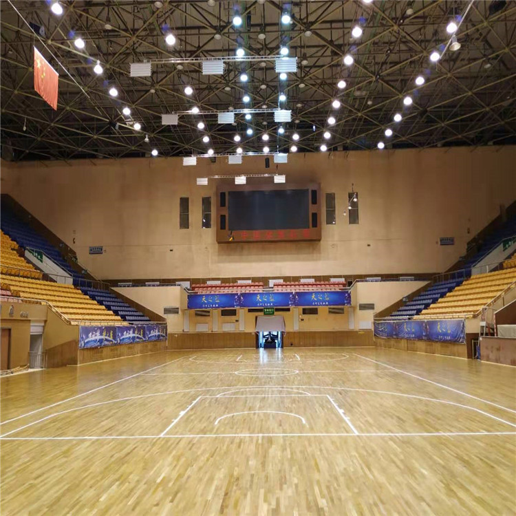 双鑫体育 环保运动木地板 枫桦木运动地板 篮球场馆运动地板图片