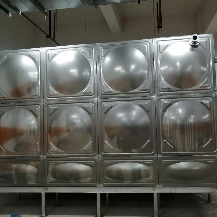 乌海玻璃钢水箱法兰用途  博华维修安装玻璃钢水箱