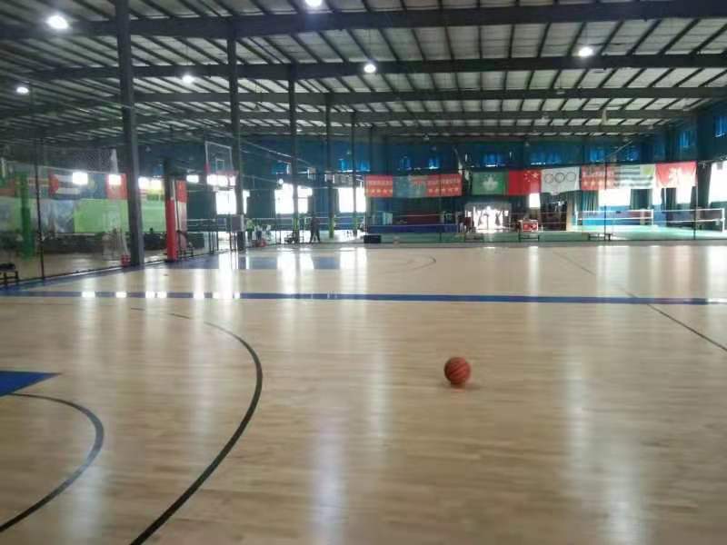 河北运动木地板厂家 篮球枫木运动木地板  羽毛球馆专用木地体育场木地板