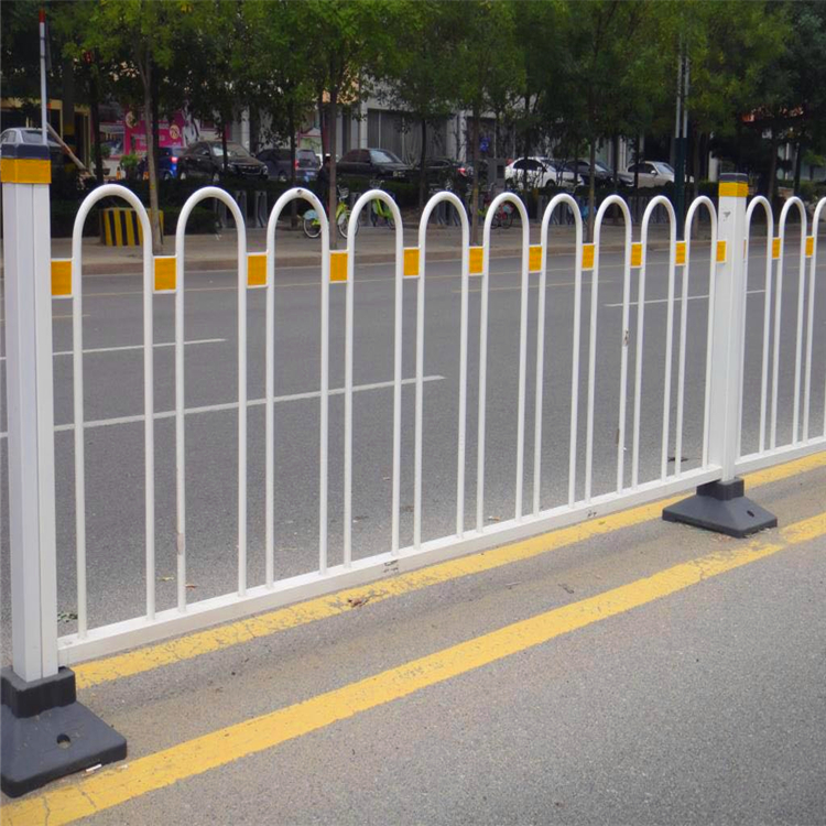 卓辉 围墙护栏 武汉锌钢护栏厂家 定制围墙护栏 铁艺锌钢护栏 XG--120