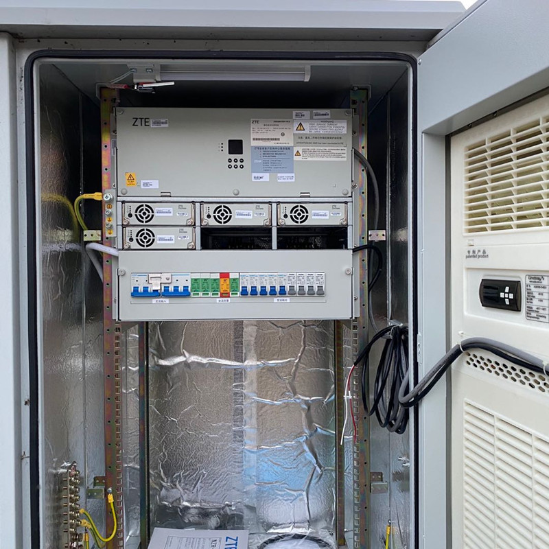 江西室外一体化电源机柜配中兴ZXDU68301嵌入式系统厂家 室外一体化电源机柜配置300A系统上下开门双空调