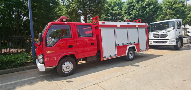 水罐消防车 克拉玛依重汽25吨水罐消防车价格