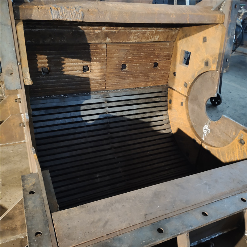 移动石头破碎机 专用制砂机器 25吨制砂机 安信可定做各种产量制砂机生产线