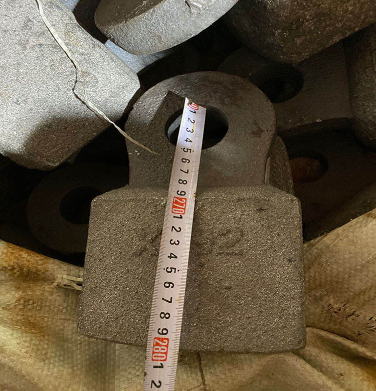 鹅卵石专用合金锤头1011破碎机锤头1210碎石机锤头哈维特