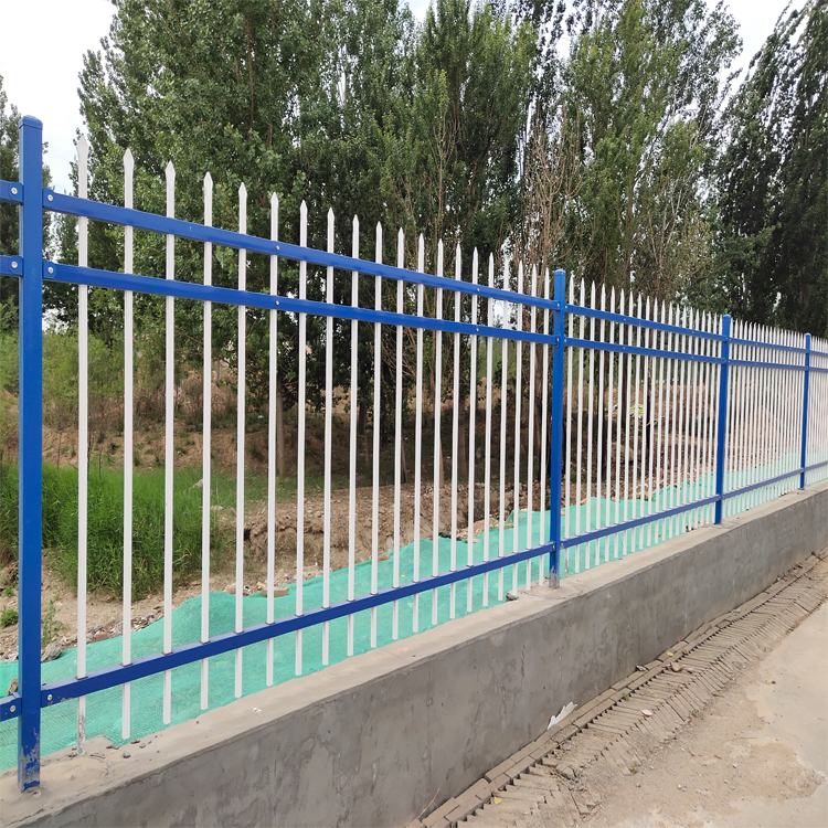 卓辉 围墙护栏 生产厂家批发 小区围栏 锌钢草坪护栏 XG--120