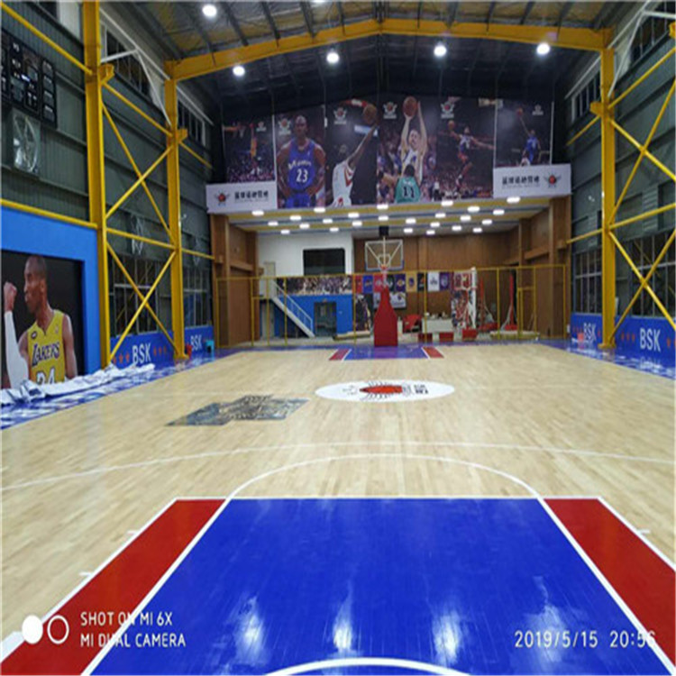 双鑫体育供应 枫桦木运动木地板 桦木运动木地板 篮球馆地板施工