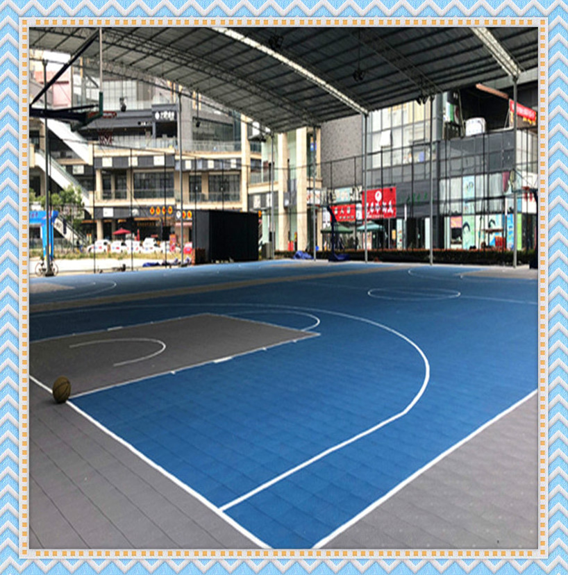 游乐篮球场悬浮地板  块状拼接地板  防滑拼接地板图片