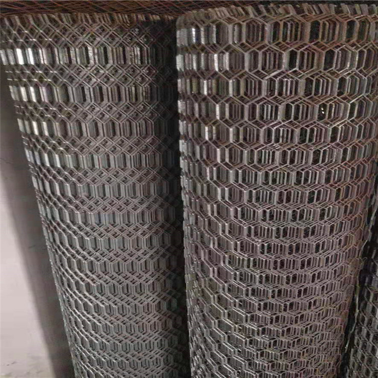 銮基供应 钢板网材料 现货钢板网 钢板网厂