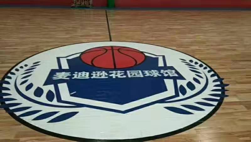 A双鑫 贵州篮球场运动木地板  库存现货篮球地板翻新