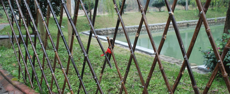 威海市竹篱笆 碳化木护栏邢台市广宗县竹围栏碳化木护栏