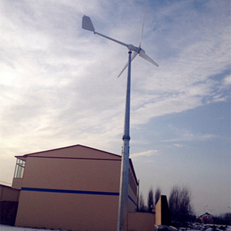 梨树晟成  小型风力发电机家用晟成生产厂家 5千瓦风力发电机图片