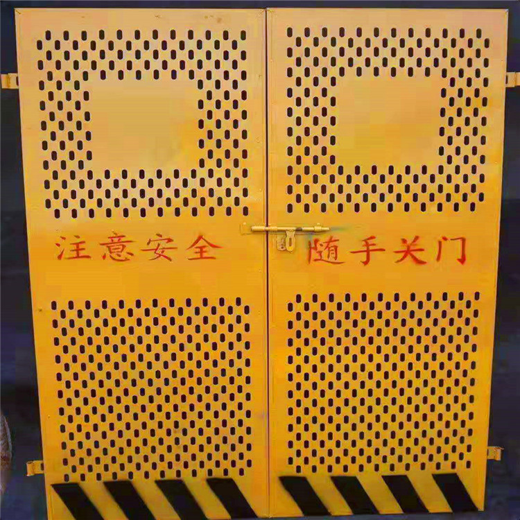 中峰销售 电梯门标准 施工电梯门 电梯安装门
