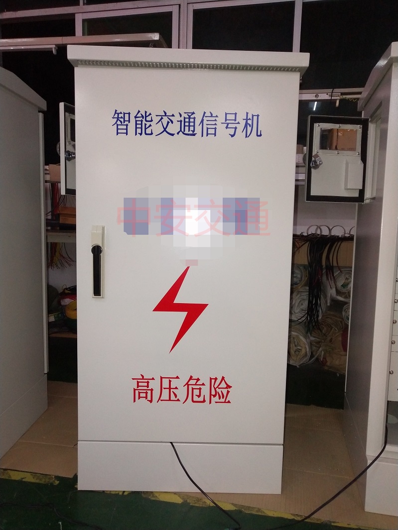 贵州配送72路交通信号控制机 通用交通灯控制机柜厂家销售