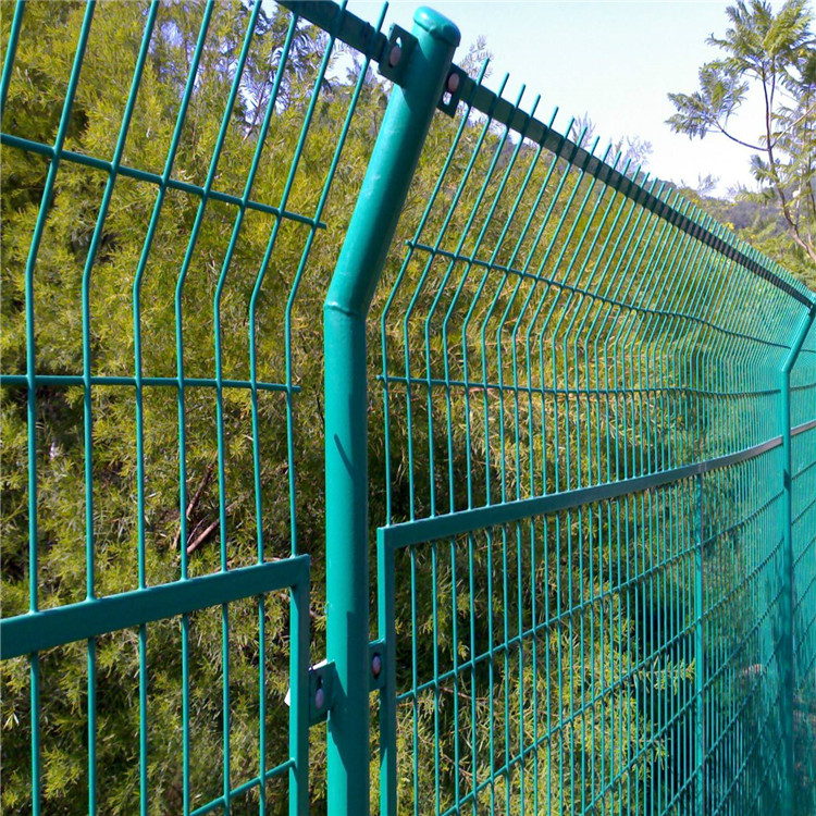 水池荷塘围栏 铁路防护网 方管围栏 源头厂家